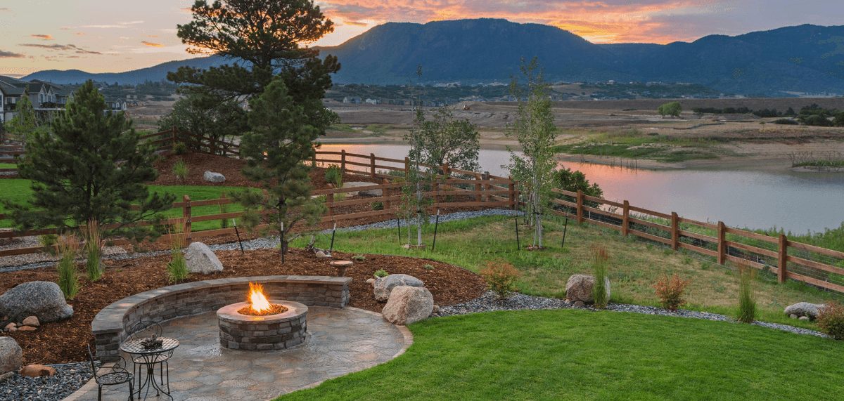 Backyard Fence: Creating Privacy and Charm in Your Outdoor Space